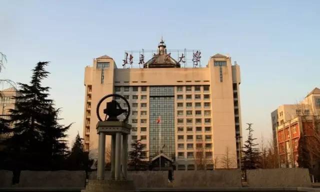 仁達方略校園巡講