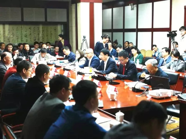 煤企盛會(huì)，共謀發(fā)展——紀(jì)第二屆中國(guó)煤炭企業(yè)熱點(diǎn)問題深度匯談